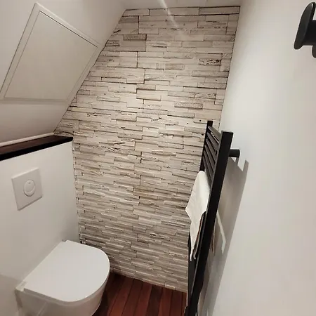 Au Faubourg -old - & Canal 1 Min Appartement